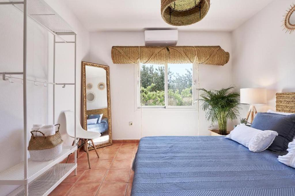 The Lovely Villa Ibiza Bagian luar foto