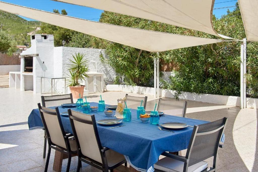 The Lovely Villa Ibiza Bagian luar foto