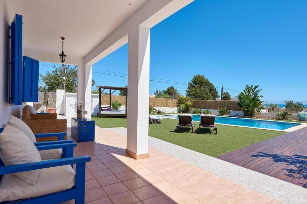 The Lovely Villa Ibiza Bagian luar foto