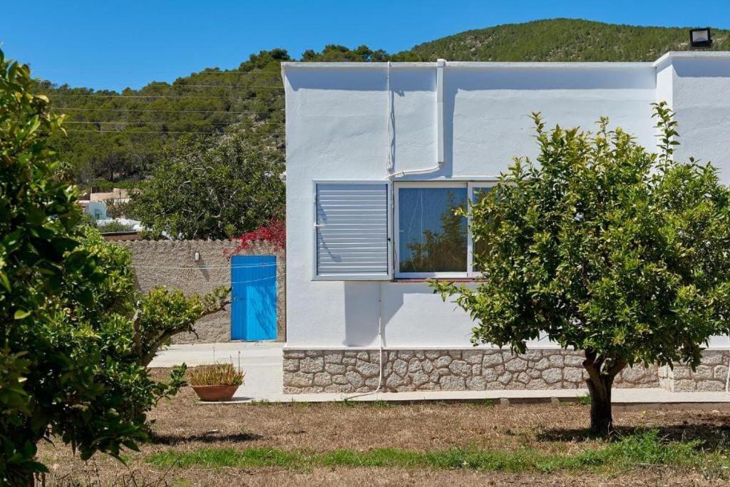 The Lovely Villa Ibiza Bagian luar foto