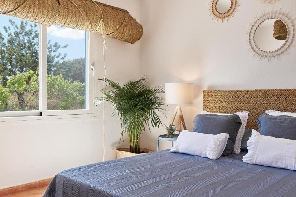 The Lovely Villa Ibiza Bagian luar foto