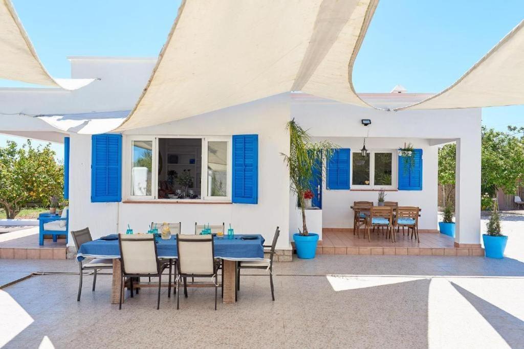 The Lovely Villa Ibiza Bagian luar foto