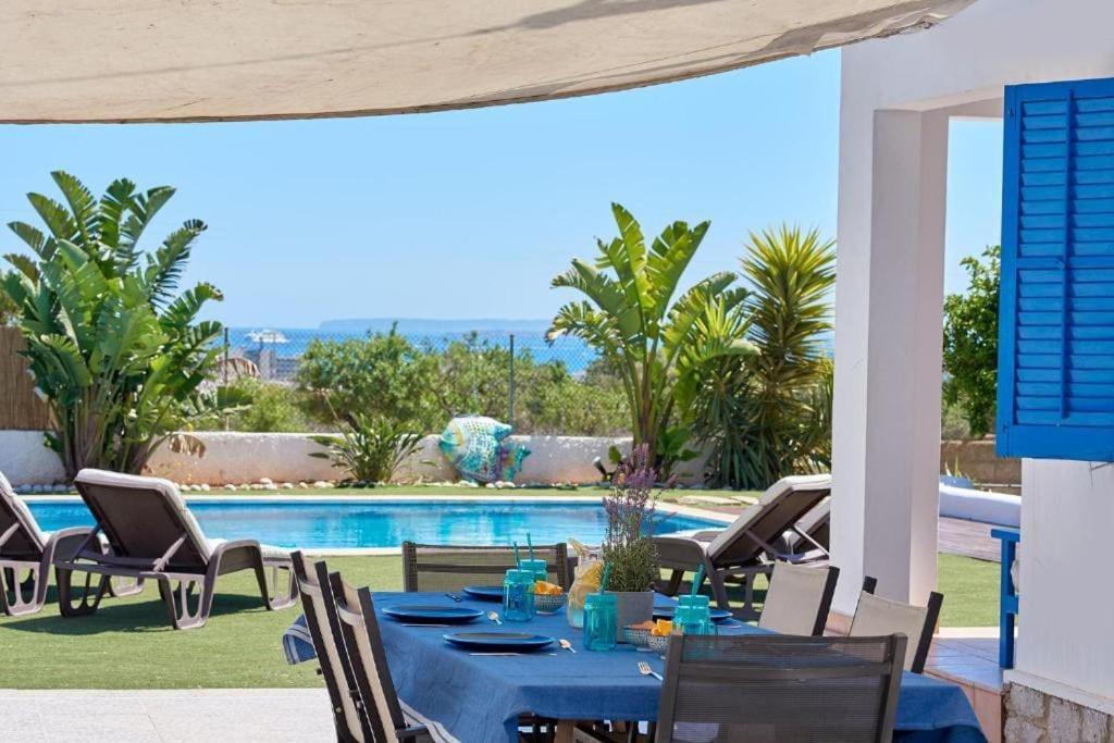 The Lovely Villa Ibiza Bagian luar foto